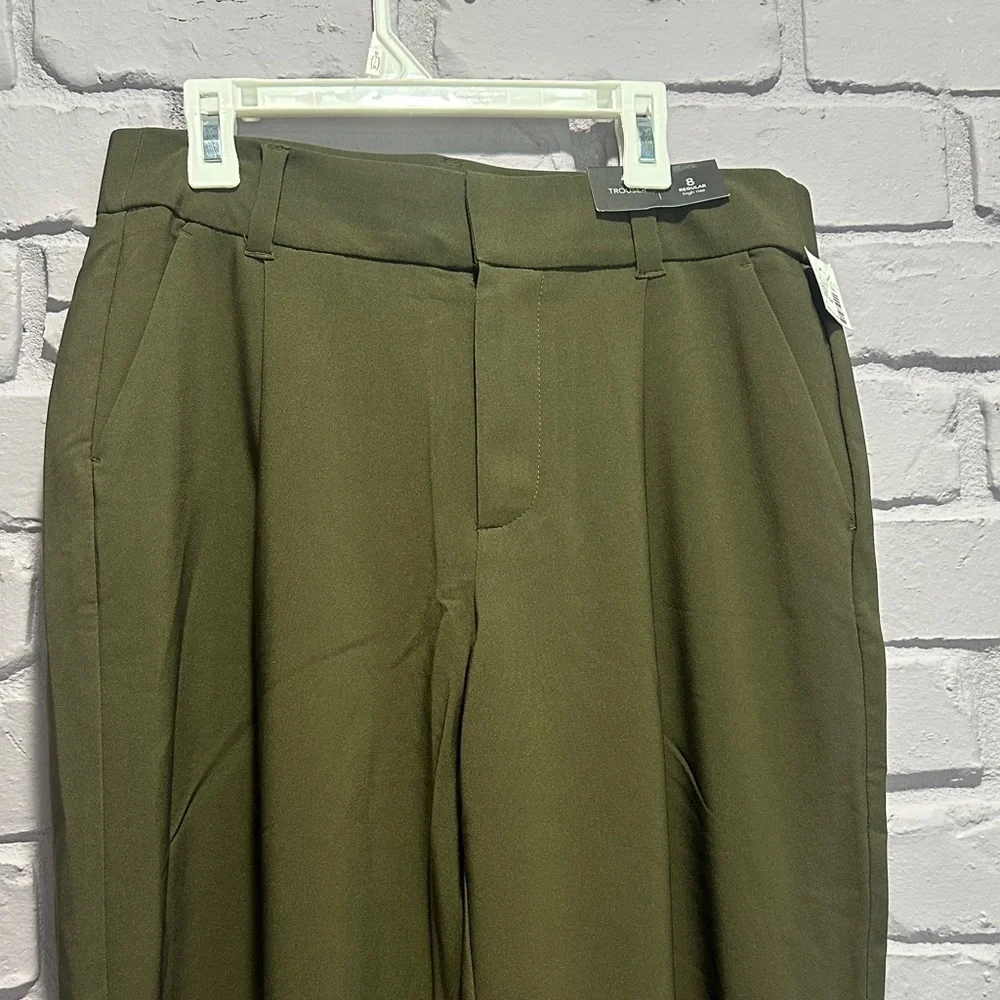 NEW Maurices Men's Dark Green Chinos size 8
